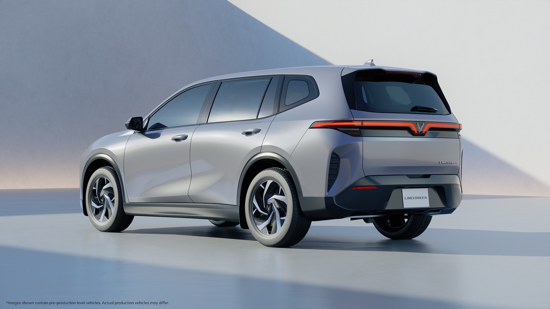 Đuôi Vinfast Limo Green